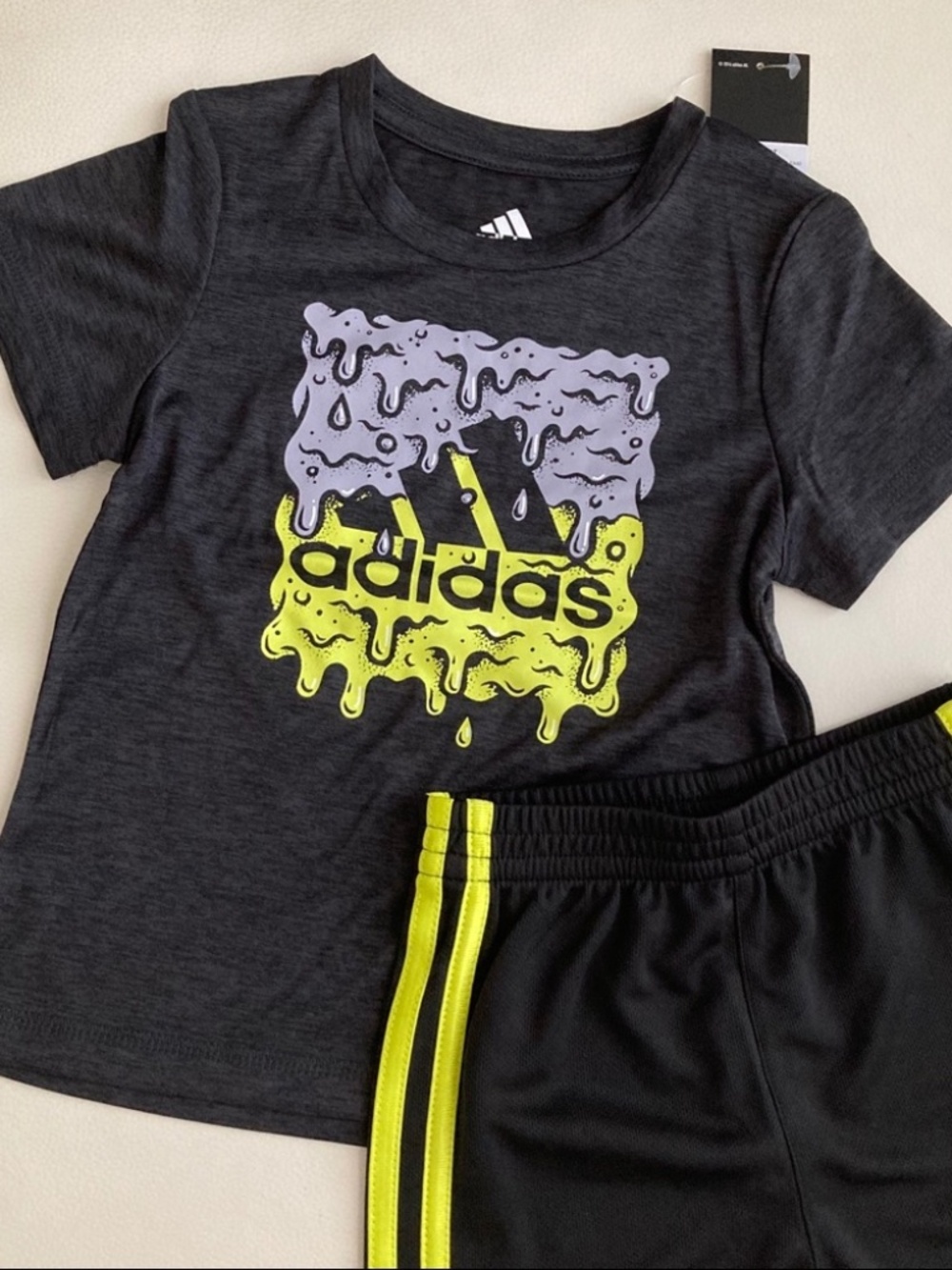 Adidas active performance shorts tee set 6205 - Picture 5 of 6